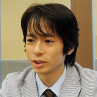 小田圭二氏