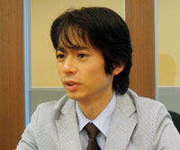 小田圭二氏